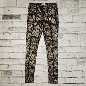 Vero Moda Black and Gold Patterned Trousers